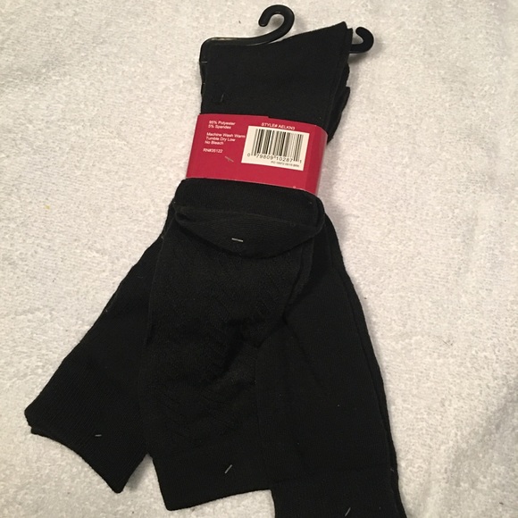 NWT 3 pairs of black A2 by Aerosoles socks - Picture 3 of 3